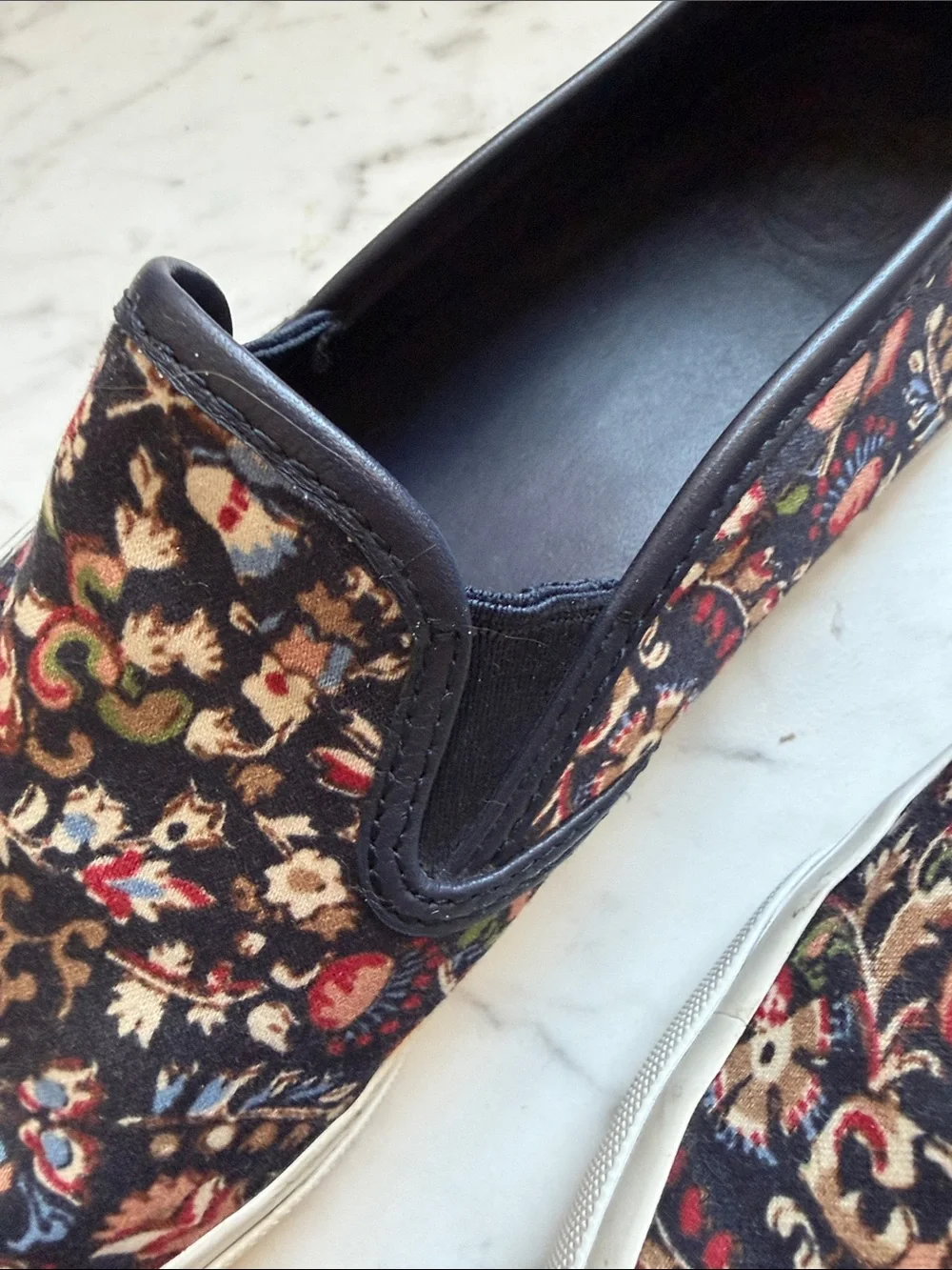 Tory Burch Floral Canvas Navy Blue Slip On Sneakers size 9M